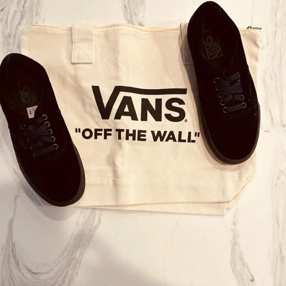BUNDLE Vans Velvet Navy Blue Unisex Sneaker with Off The Wall Canvas Tote Bag - Picture 2 of 7